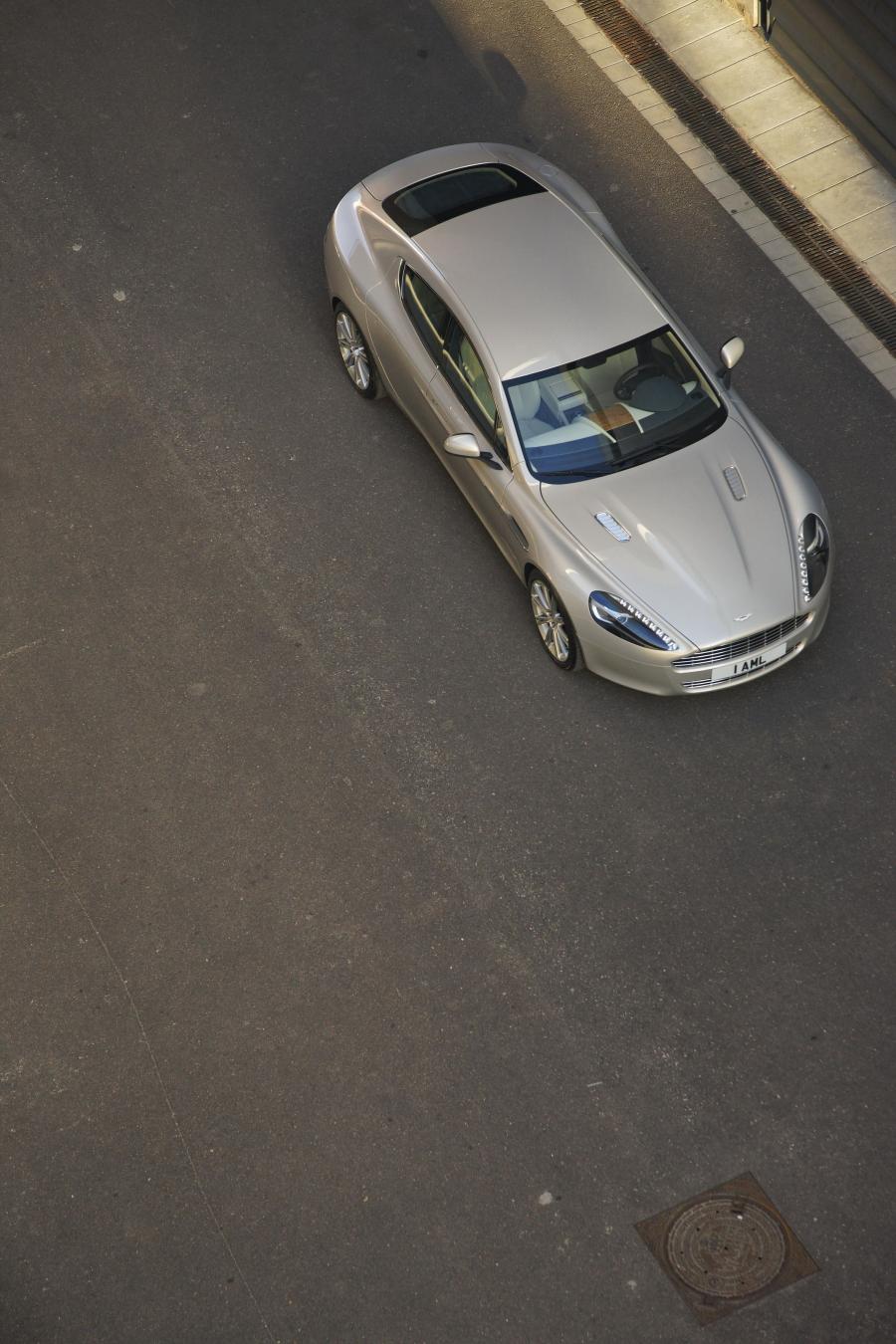  Aston Martin Rapide 2010 года  (фото 22 из 190)